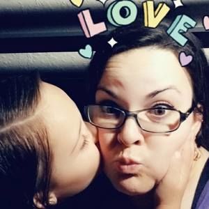 Meet your Posher, Vanessa